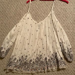 Urban Outfitters Ecote Peasant Cold-Shoulder Blouse in Ivory